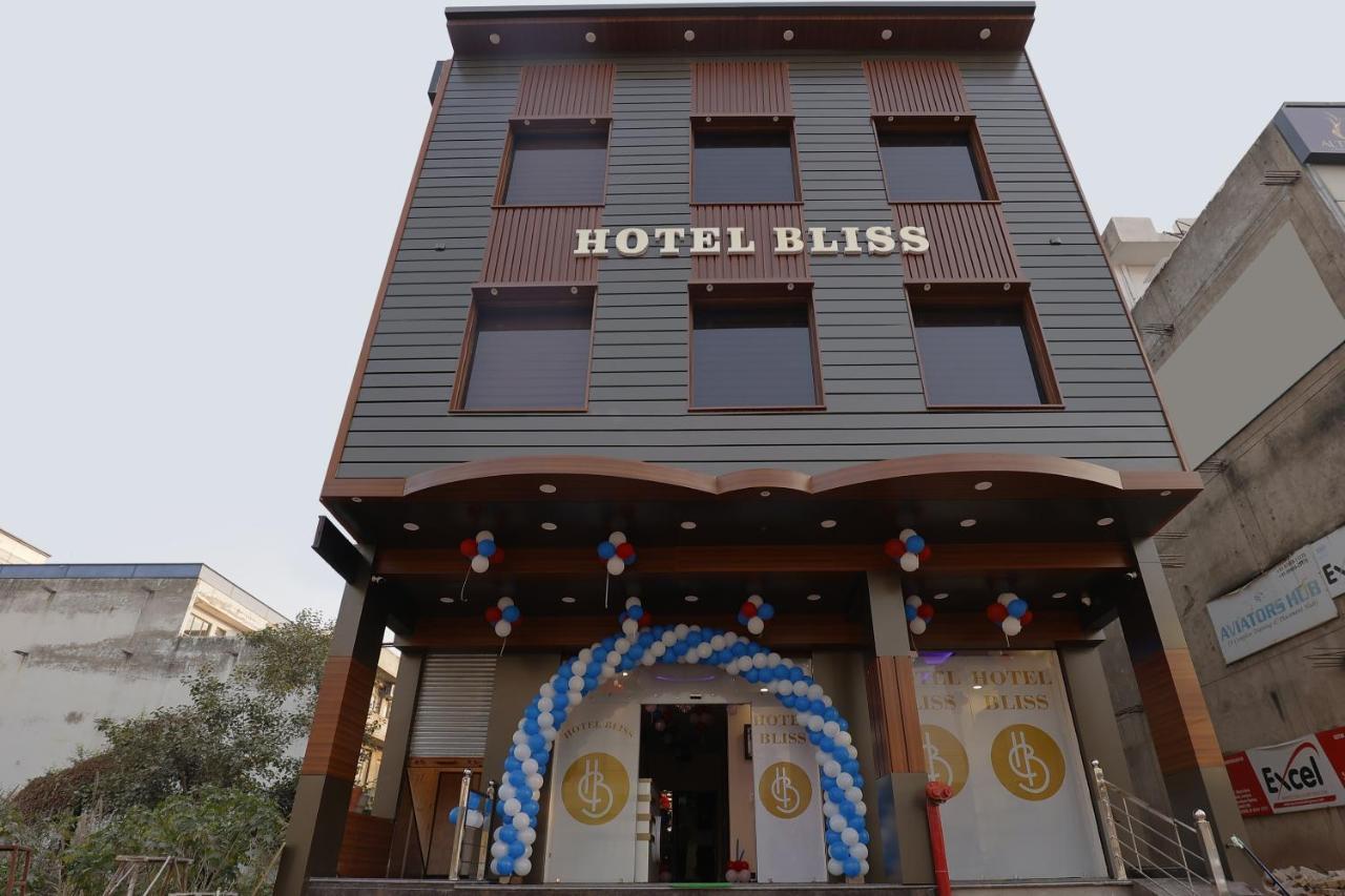 Hotel Bliss Zirakpur Eksteriør billede