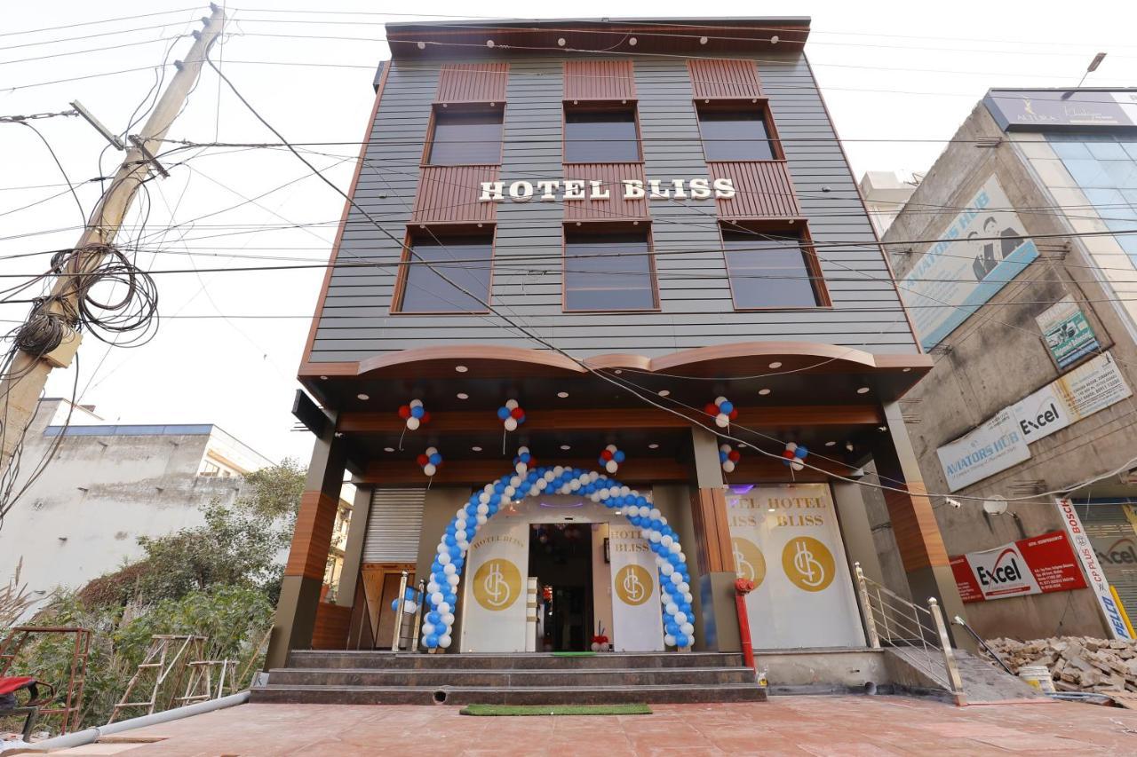 Hotel Bliss Zirakpur Eksteriør billede